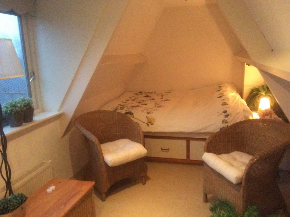 Appartement Huize Bloem à Firdgum Extérieur photo