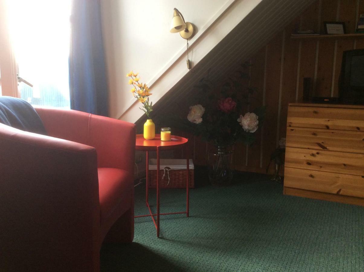 Appartement Huize Bloem à Firdgum Extérieur photo
